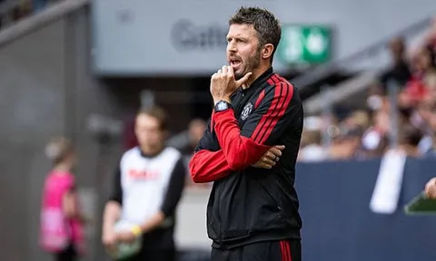 Carrick có dám "phá" đội hình MU để đấu Everton?