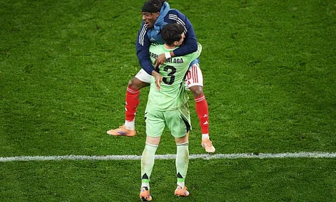 Mua bán 175 triệu bảng, Arsenal bạo chi nhưng Chelsea hưởng lợi