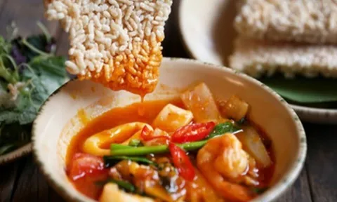 Ở Hải Phòng có 6 đặc sản vừa quen vừa lạ, có món chỉ 10.000 đồng, lưu ngay trong hành trình food tour đất Cảng