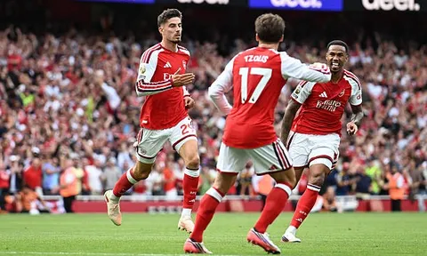 Havertz và Odegaard giúp Arsenal lội ngược dòng hạ Chelsea