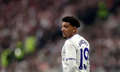 Jadon Sancho đàm phán với hai đội Ngoại hạng Anh