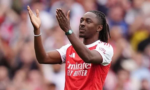 Eberechi Eze hồi tưởng ngày "điên rồ" sau khi Arsenal thua chung kết C1