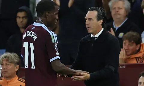 Unai Emery sẽ không từ bỏ dự án tái thiết tại Aston Villa