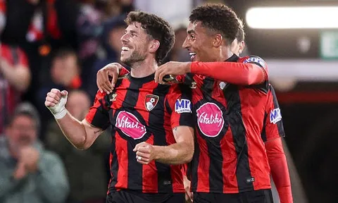 Kết quả vòng 3 EFL Cup: Bournemouth thắng dễ; Newcastle chật vật