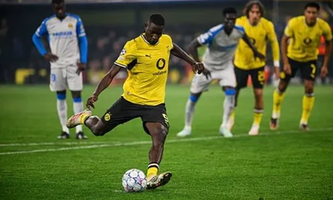 Guirassy rực sáng giúp Dortmund hạ Villarreal