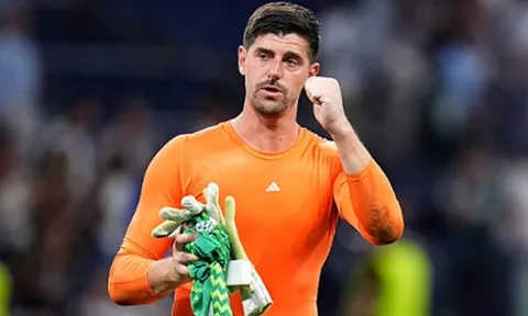 Ám ảnh hàng thủ che mờ chiến thắng của Real Madrid