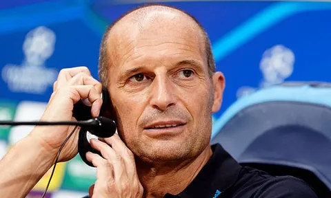 HLV Allegri lo ngại hàng thủ Napoli trước đại chiến Arsenal