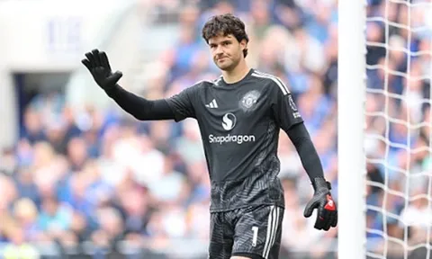 Senne Lammens chưa đủ tầm bắt chính cho Man United?