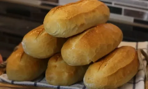 Mẹo giữ bánh mỳ giòn thơm, lâu ỉu