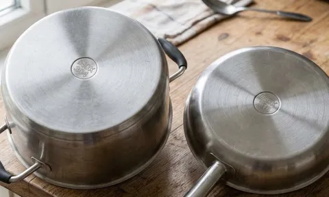 Inox 304 và inox 316: Loại nào an toàn hơn khi đựng thức ăn?