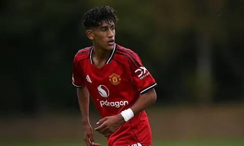 JJ Gabriel đủ điều kiện đá Champions League cho Man Utd