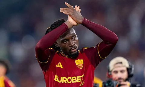 Tin đồn chuyển nhượng sáng 10/9: Chelsea quan tâm Manu Kone; Lisandro Martinez gia hạn với MU