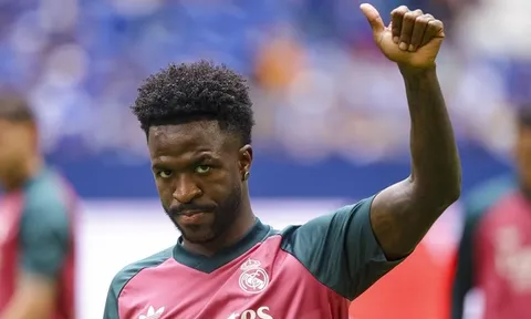 Real Madrid đứng về phía Vinicius giữa bão chỉ trích