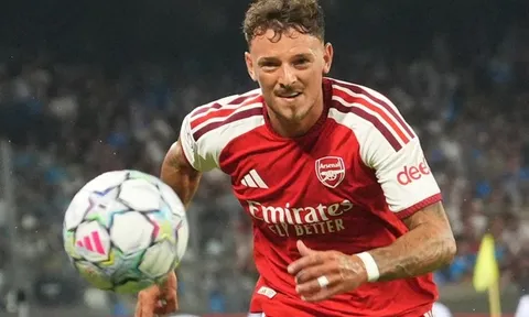 Ben White sẵn sàng trở lại đội hình Arsenal