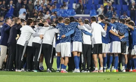Thắng đậm Leipzig 4-1, Como của Fabregas viết tiếp câu chuyện cổ tích