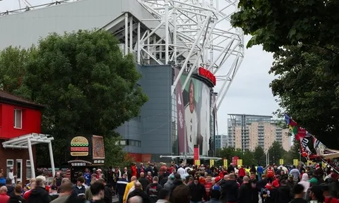 Man United tước 685 vé cả mùa trong chiến dịch phạt phe vé