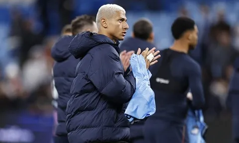 De Zerbi cảnh báo không quên chuyện của Richarlison
