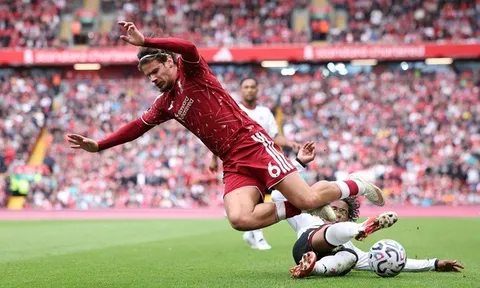 Anfield không còn là pháo đài của Liverpool