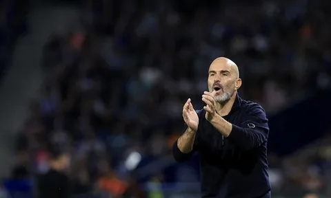 Maresca ca ngợi cặp đôi Anderson và Fernandez sau trận thắng Man Utd