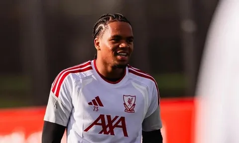 Arsenal theo dõi tình hình Rio Ngumoha tại Liverpool