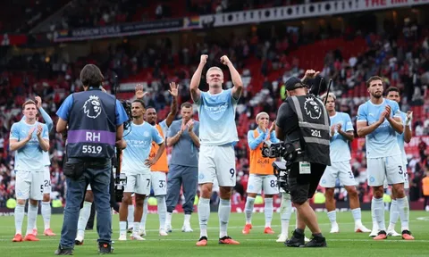 Khoảnh khắc Haaland bước lên làm thủ lĩnh Man City