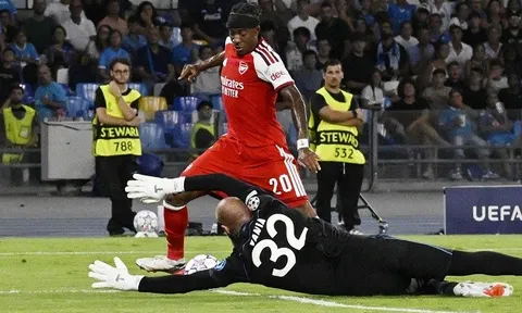 Atletico và Juventus sẵn sàng giải cứu sao Arsenal