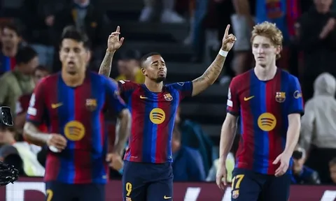 Lịch thi đấu dày mở ra cơ hội vàng cho Jesus ở Barca