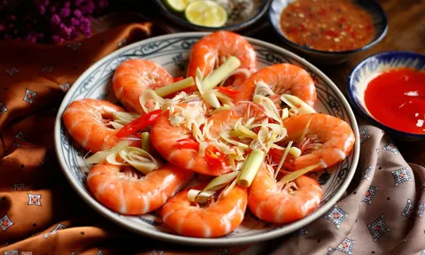 Mẹo hấp tôm đỏ au chắc thịt