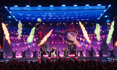 Công diễn 4 bùng nổ với chất liệu văn hóa Việt, khán giả "yêu cầu" mang nguyên lên concert
