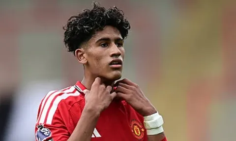 Rời Man Utd, JJ Gabriel được 3 ông lớn săn đón