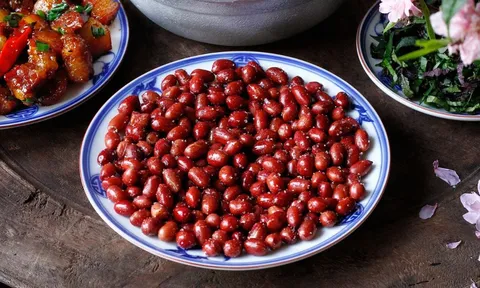 Mẹo làm lạc rang muối giòn lâu, không bị hôi dầu