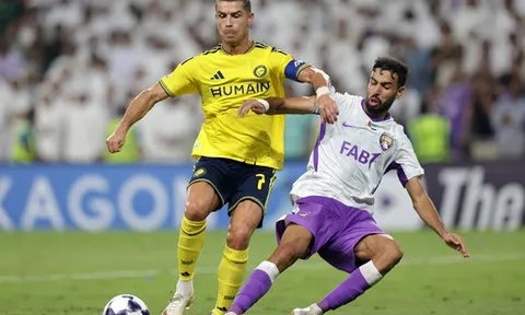 Ronaldo bất lực nhìn Al Nassr thảm bại 0-4 trước Al Ain