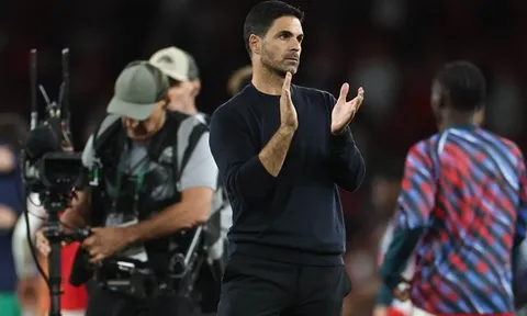 Arteta thừa nhận Dowman khó đá chính đều đặn ở Arsenal