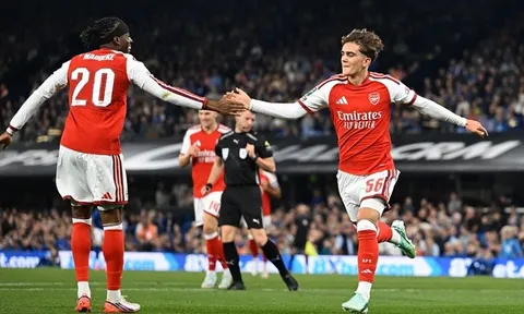Chấm điểm Arsenal: Max Dowman chói sáng; Gyokeres mờ nhạt