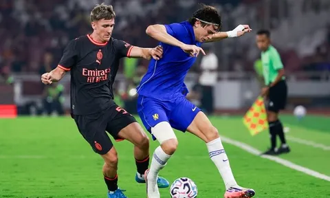 Chelsea đón cú hích từ Henderson và Palestra trước trận Brentford