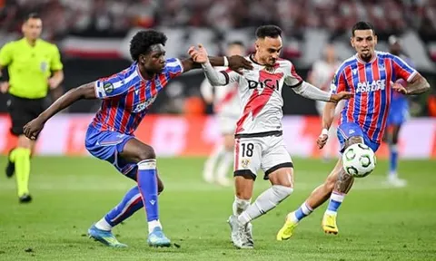 Soi trận Crystal Palace vs Lech Poznan: Chủ nhà gặp khó