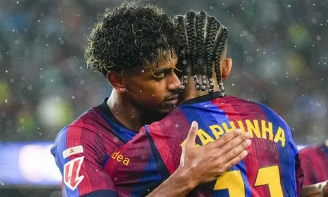 Chấm điểm Barcelona: Raphinha hay nhất; Szczesny gây thất vọng