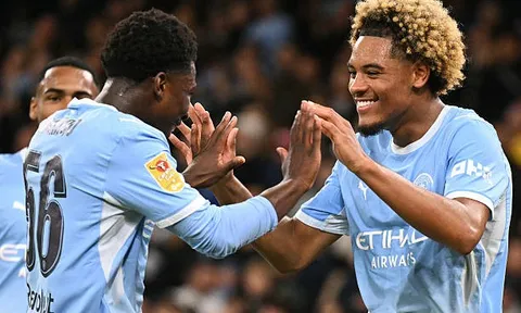 Chấm điểm Man City: Màn trình diễn ấn tượng của Samba; Nốt trầm Ait-Nouri