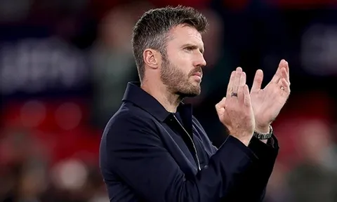 Đội hình mất cân đối đẩy Michael Carrick vào thế khó ở Man United