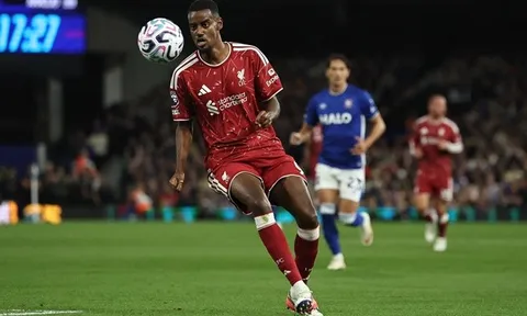 Isak khẳng định chưa từng hối tiếc khi gia nhập Liverpool