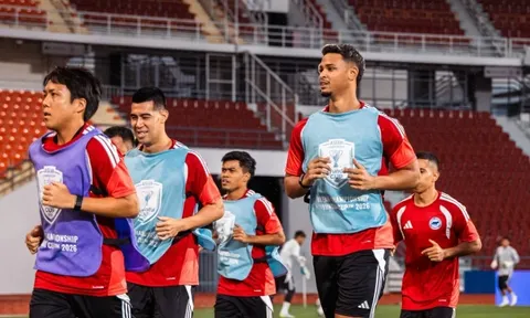 HLV Gavin Lee lên dây cót cho tuyển Singapore ở FIFA ASEAN Cup
