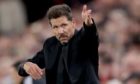 HLV Simeone ngưỡng mộ Mourinho trước đại chiến với Real