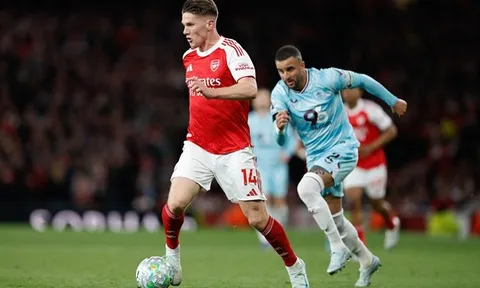 Mất suất vào tay Havertz ép Gyokeres rời Arsenal