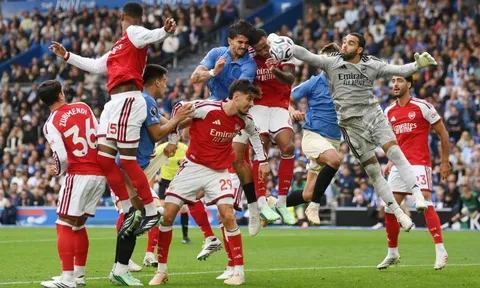 Hào quang nhà vô địch của Arsenal tan biến sau trận Brighton