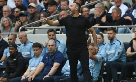 HLV De Zerbi bức xúc vì Tottenham thua đau Aston Villa