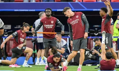 Gyokeres muốn rời Arsenal, đàm phán với Milan và Juventus