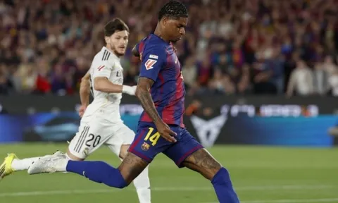 Yamal chia sẻ về màn lột xác của Rashford tại Barcelona