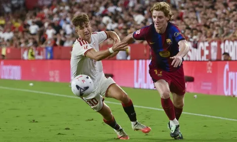 Báo Tây Ban Nha chê phong độ của Gordon tại Barca