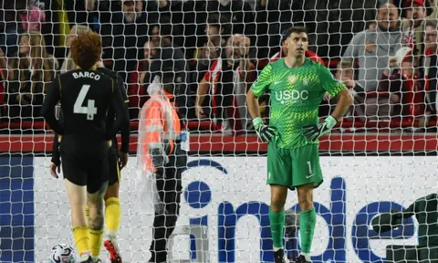 Terry yêu cầu Chelsea đổi chiến thuật phòng ngự