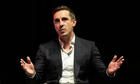 Gary Neville chỉ ra sai lầm khiến Arsenal thua thảm Brighton